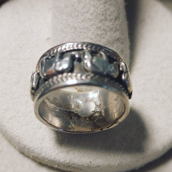 Elephant Band Sterling Silver 925 Ring Hinduism Feng Shui Luck Wisdom Strength - Picture 10 of 10